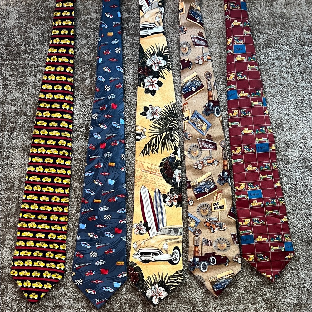 Vintage Car Pattern Ties Set